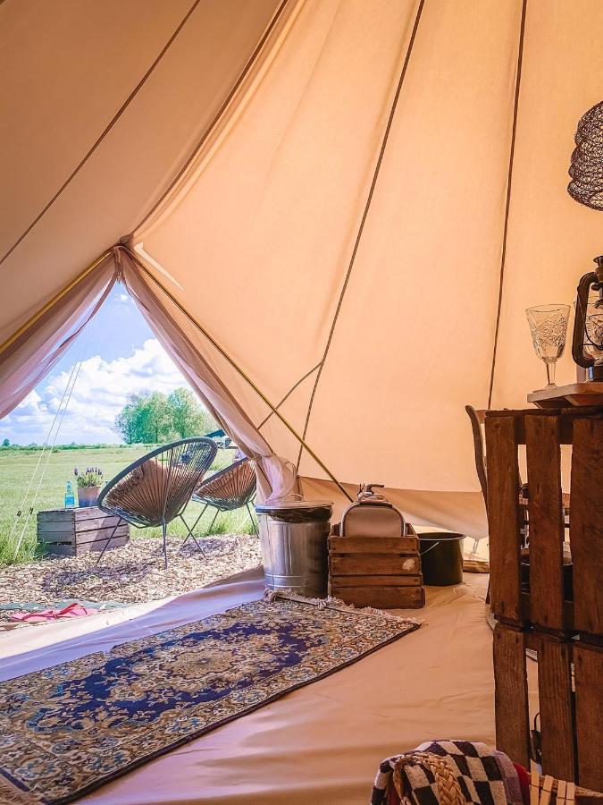 Smuk Lytse Bell Tent Echtenerbrug Εξωτερικό φωτογραφία